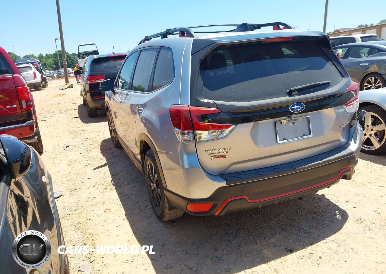 2024 Subaru Forester Sport VIN:JF2SKAEC2RH512029 - 3