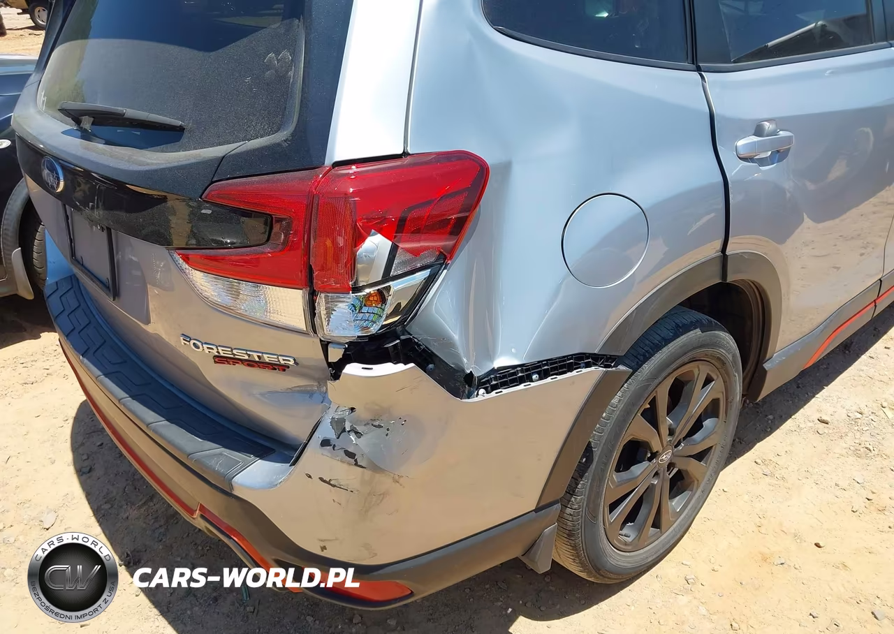 2024 Subaru Forester Sport VIN:JF2SKAEC2RH512029 - 6