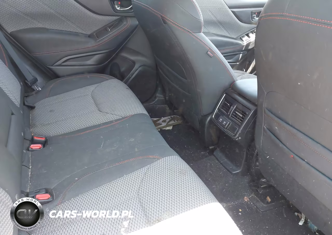 2024 Subaru Forester Sport VIN:JF2SKAEC2RH512029 - 8