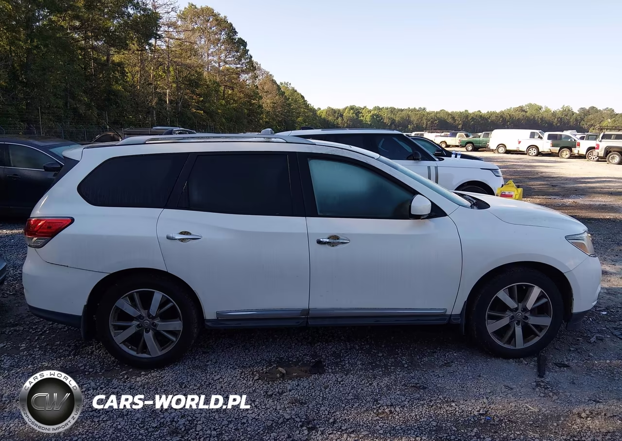 2015 Nissan Pathfinder Platinum VIN:5N1AR2MN4FC640825 - 13