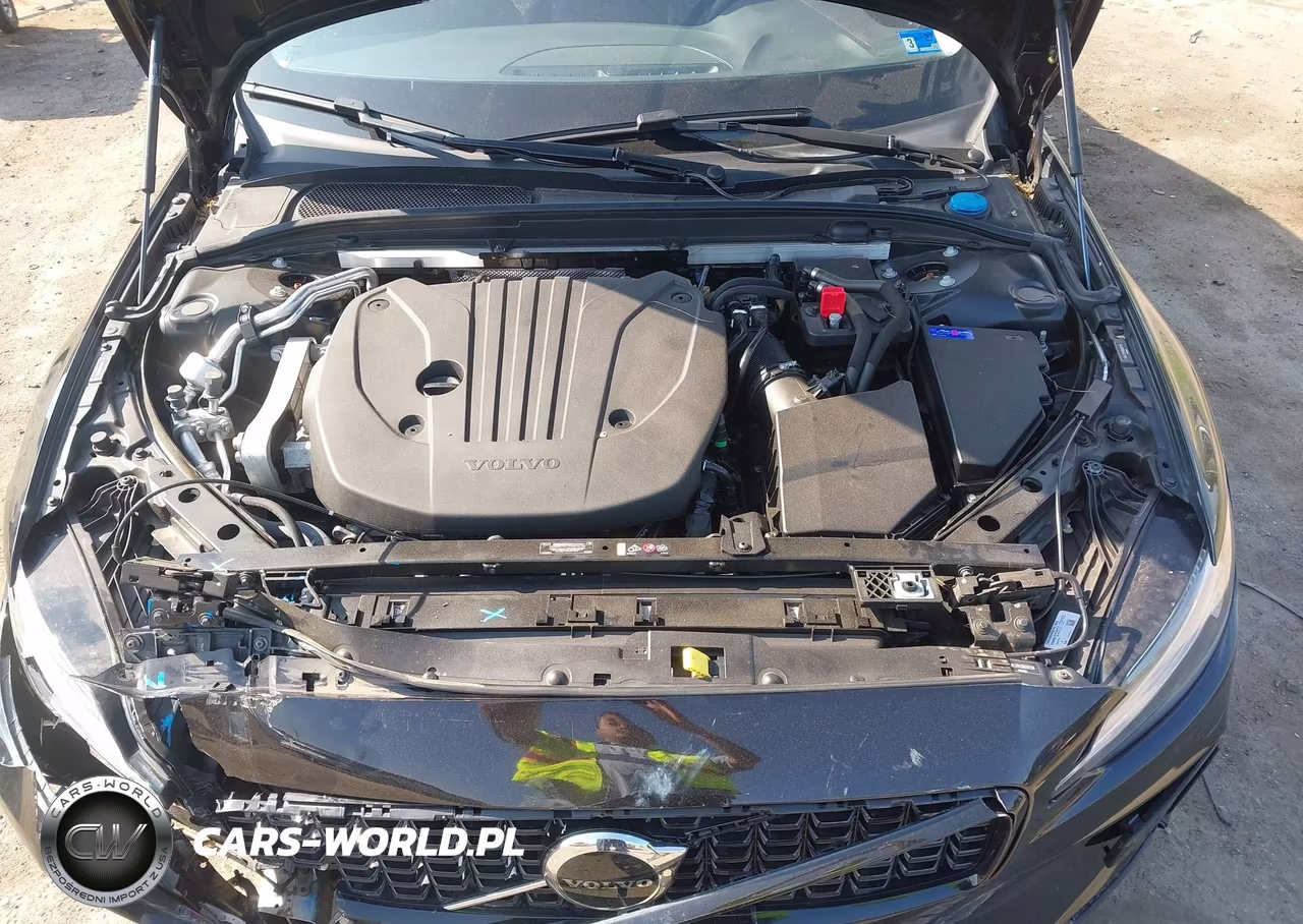 2024 Volvo S60 B5 Core Dark Theme VIN:7JRL12TK5RG297324 - 10