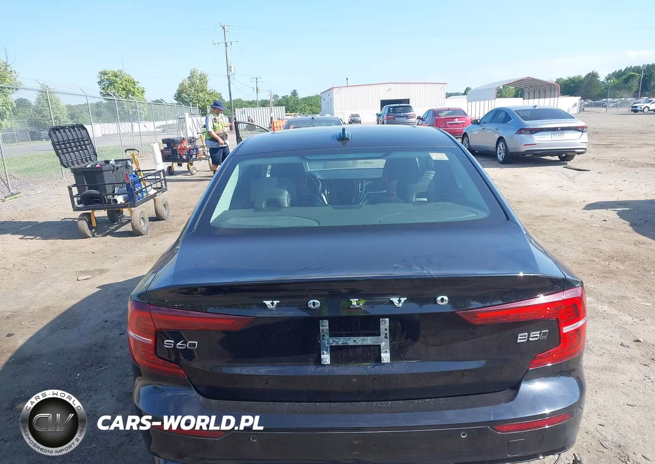 2024 Volvo S60 B5 Core Dark Theme VIN:7JRL12TK5RG297324 - 17