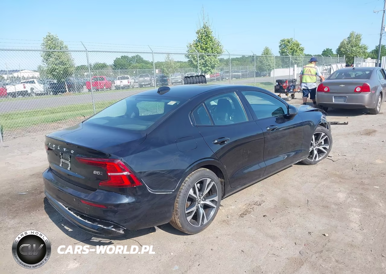2024 Volvo S60 B5 Core Dark Theme VIN:7JRL12TK5RG297324 - 4
