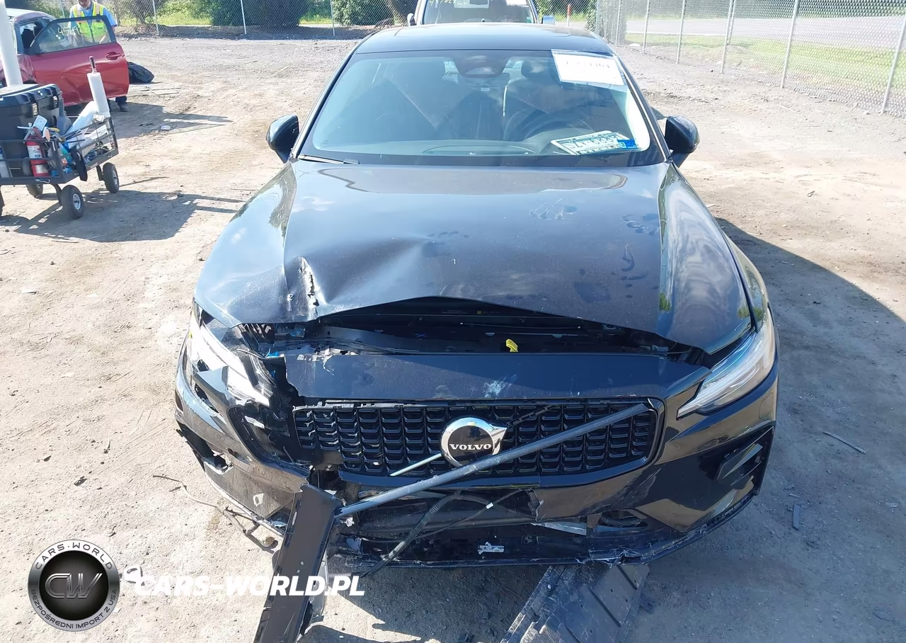 2024 Volvo S60 B5 Core Dark Theme VIN:7JRL12TK5RG297324 - 6