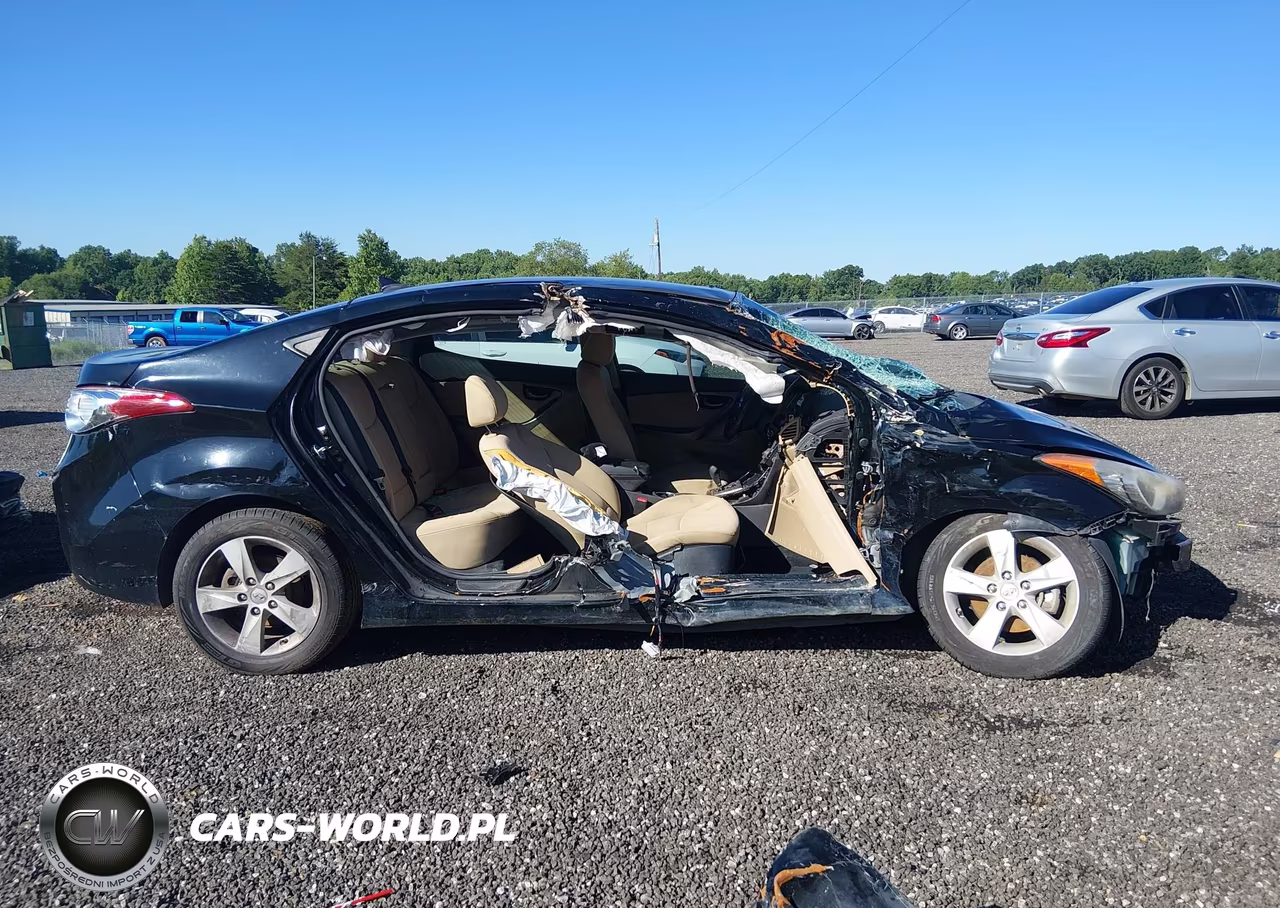 2013 Hyundai Elantra Gls VIN:KMHDH4AE2DU571365 - 14