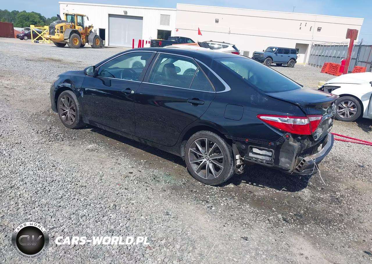 2017 Toyota Camry Se VIN:4T1BF1FK1HU414524 - 3