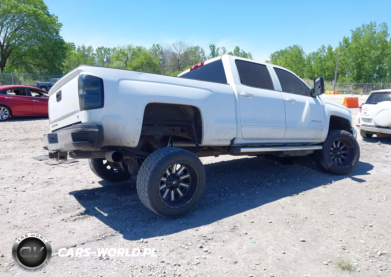 2017 Chevrolet Silverado 2500Hd Lt VIN:1GC1KVEY9HF136906 - 4