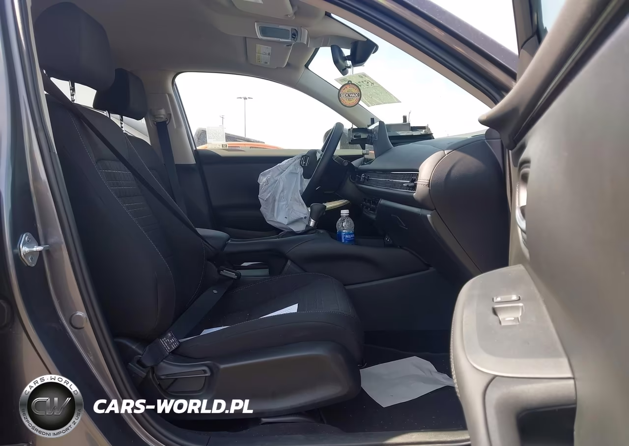 2026 Honda Hr-V 2Wd Lx VIN:3CZRZ1H39TM741440 - 5