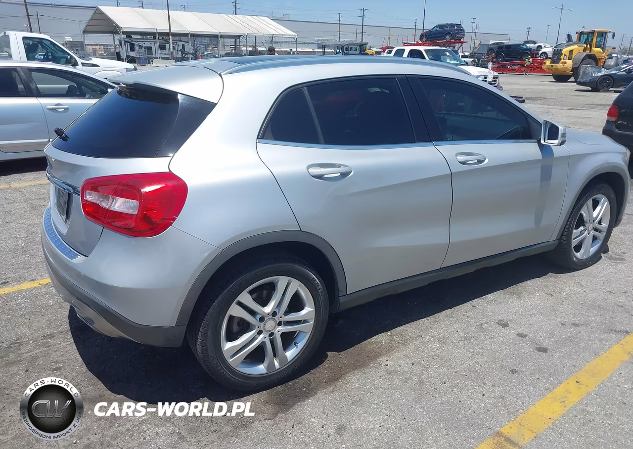 2015 Mercedes-Benz Gla 250 VIN:WDCTG4EB5FJ184715 - 4