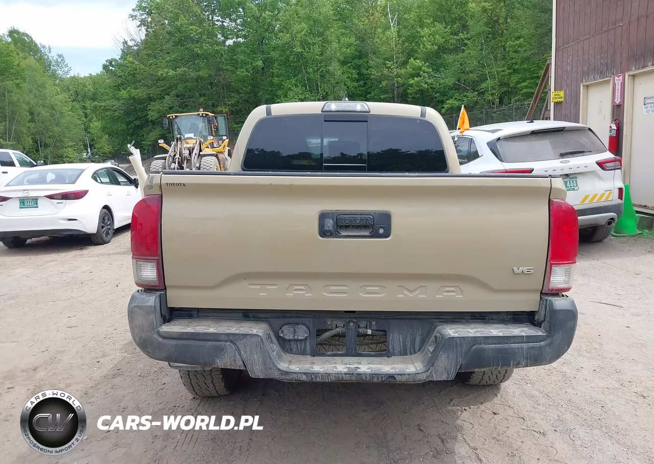 2017 Toyota Tacoma Trd Sport VIN:3TMCZ5AN6HM067043 - 16