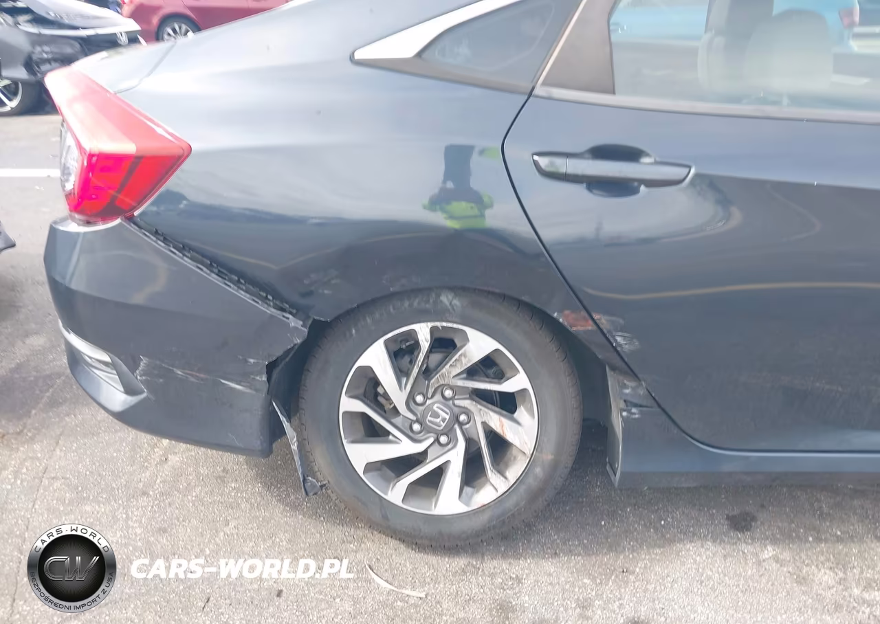 2018 Honda Civic Ex VIN:19XFC2F76JE031666 - 6