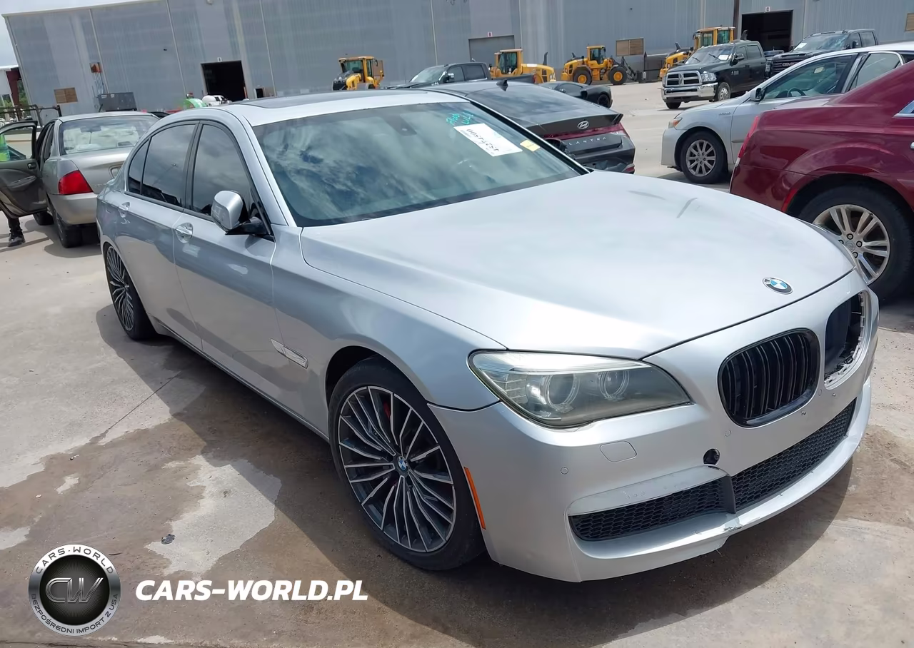 2013 BMW 740Li