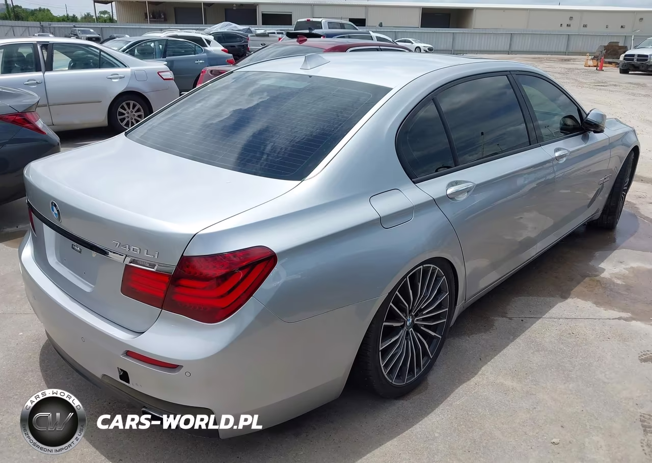 2013 BMW 740Li VIN:WBAYE4C51DD136894 - 4