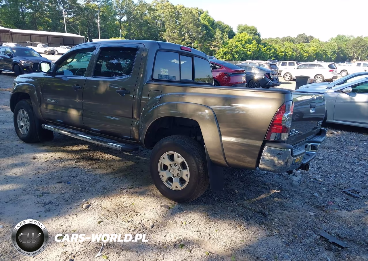2011 Toyota Tacoma Prerunner V6 VIN:3TMJU4GN1BM113215 - 3