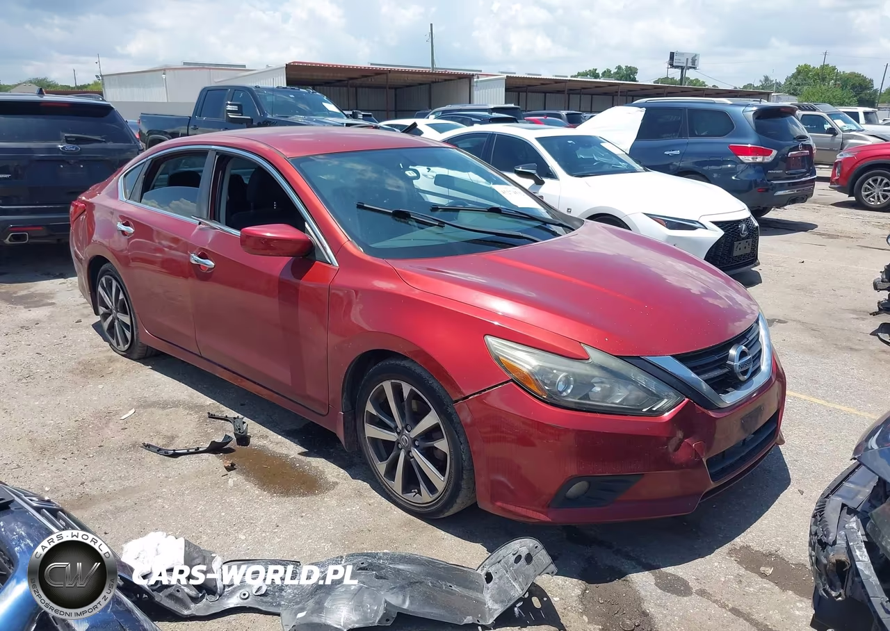 2016 Nissan Altima 2.5 Sr – zdjęcie 1 z 15