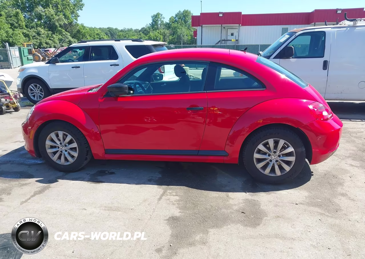 2013 Volkswagen Beetle 2.5L Entry VIN:3VWFP7AT1DM631444 - 14