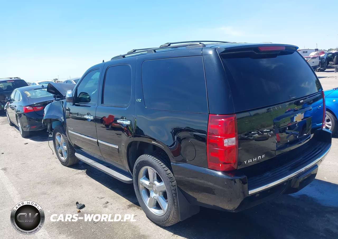 2014 Chevrolet Tahoe Ltz VIN:1GNSKCE03ER123766 - 3