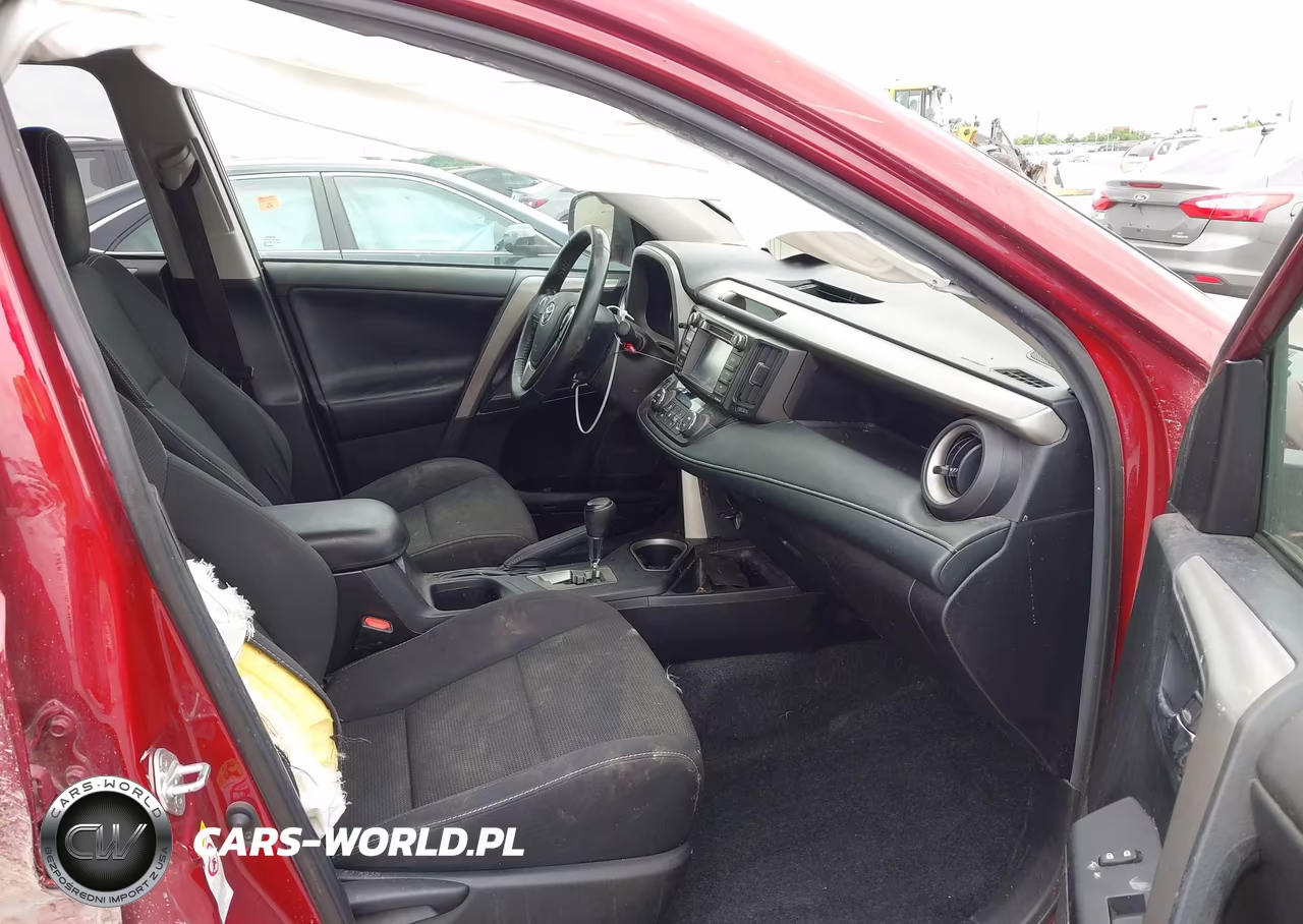 2018 Toyota Rav4 Xle VIN:2T3WFREV9JW501225 - 5
