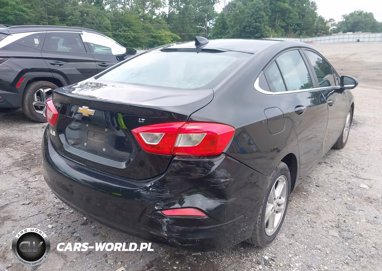 2017 Chevrolet Cruze Lt Auto VIN:1G1BE5SM9H7157335 - 6