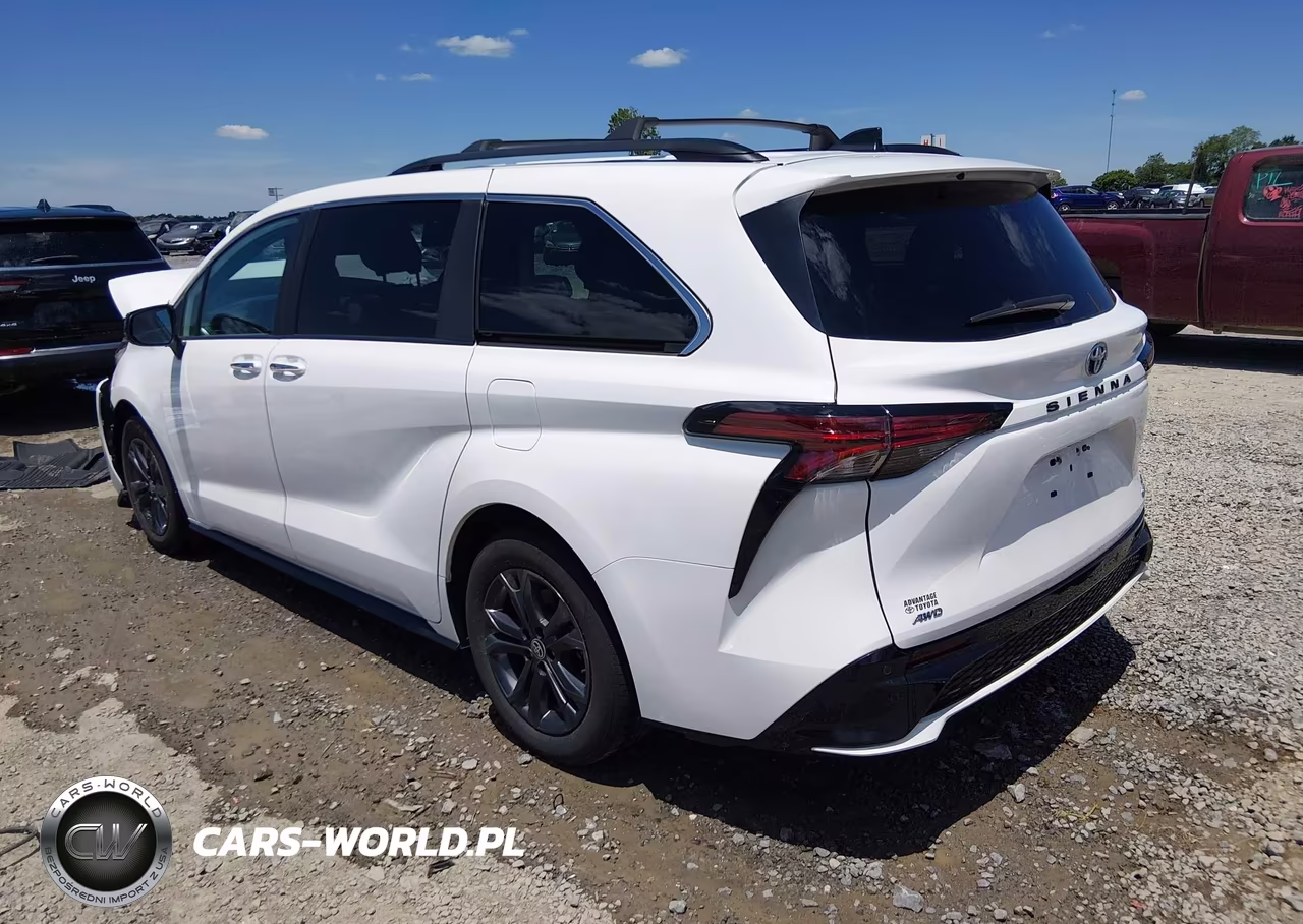 2024 Toyota Sienna Xse VIN:5TDDSKFC8RS151784 - 3