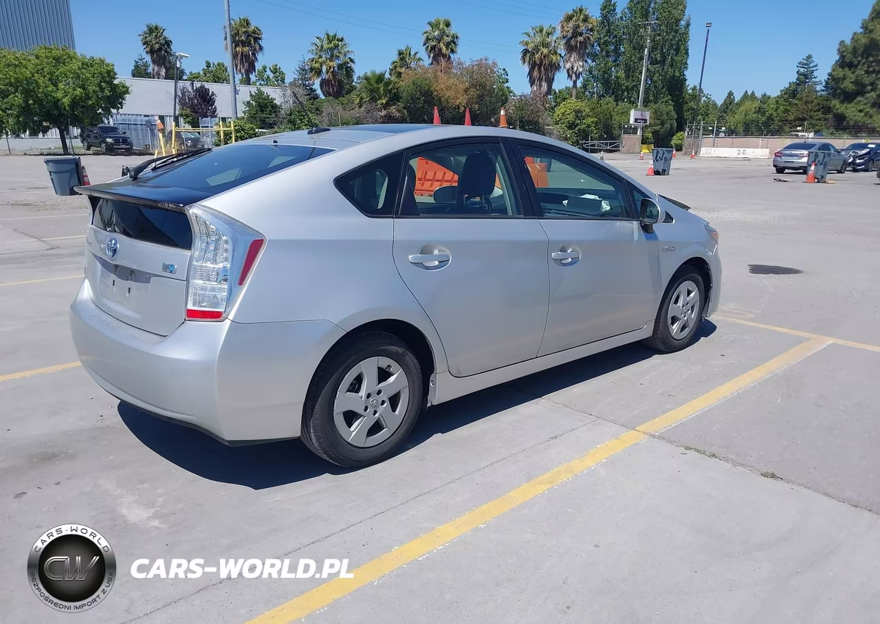2010 Toyota Prius Iv VIN:JTDKN3DU9A0217136 - 4