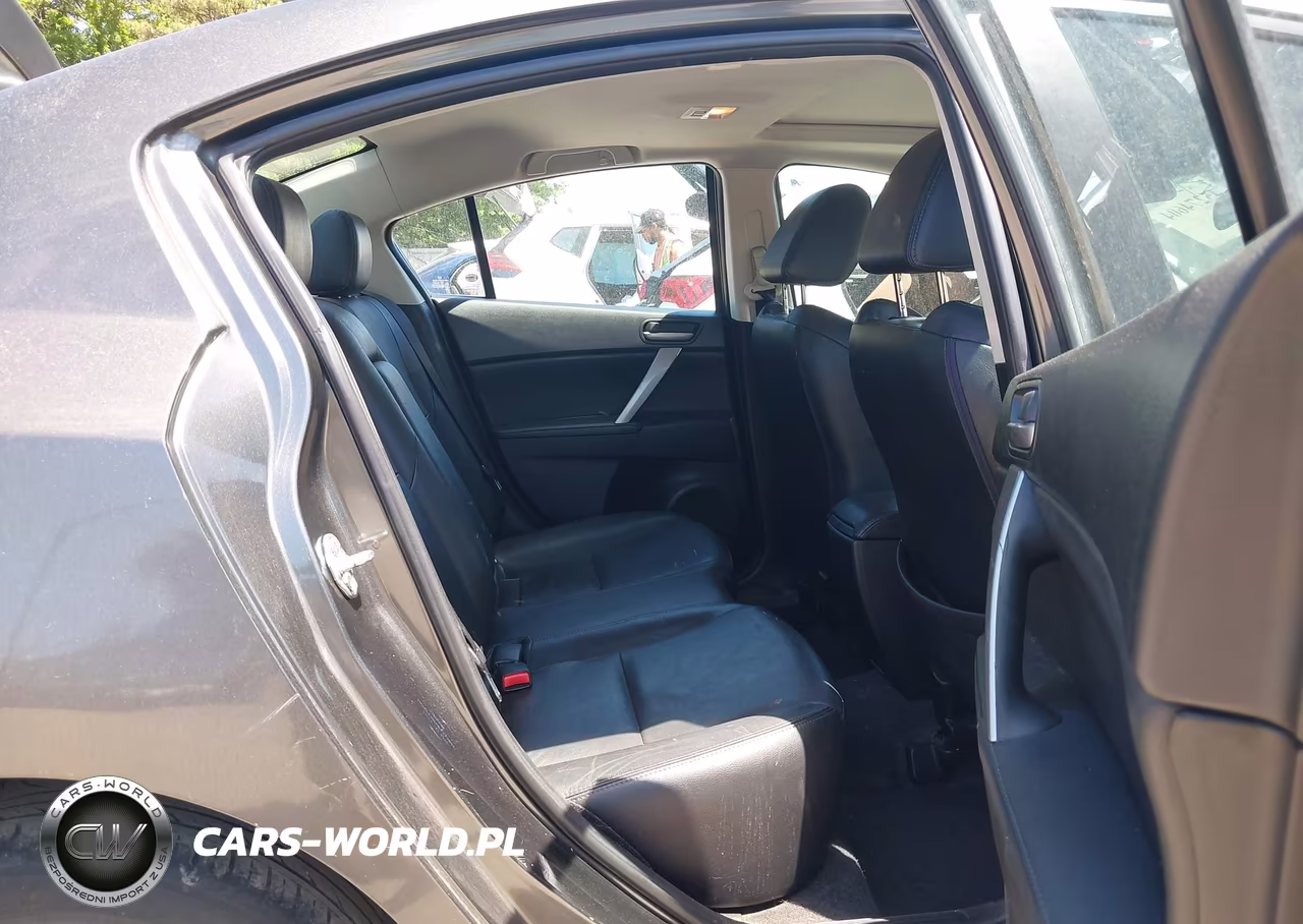 2011 Mazda Mazda3 S Grand Touring VIN:JM1BL1W66B1377091 - 8