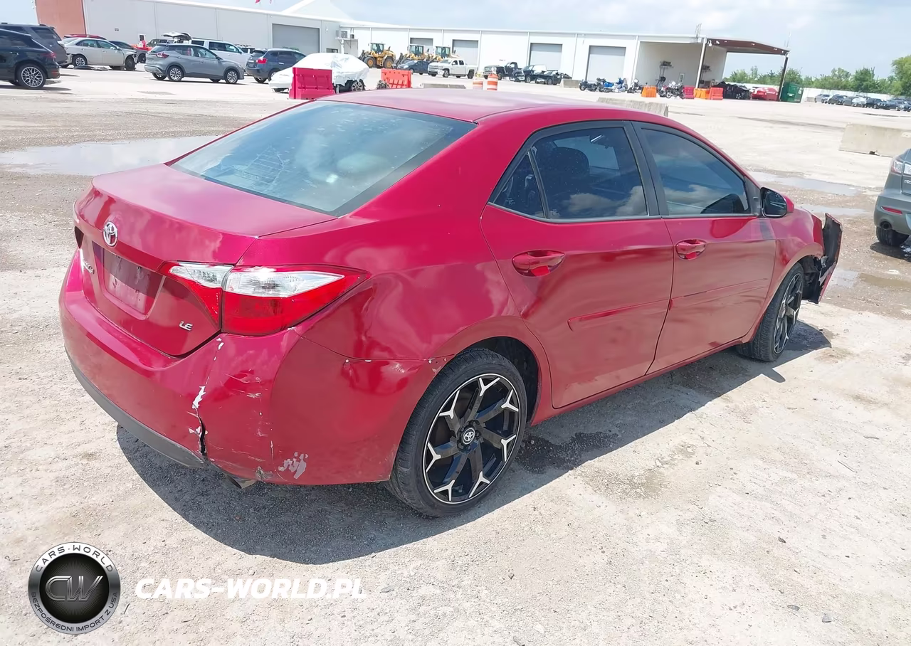 2015 Toyota Corolla Le VIN:5YFBURHE4FP354457 - 4