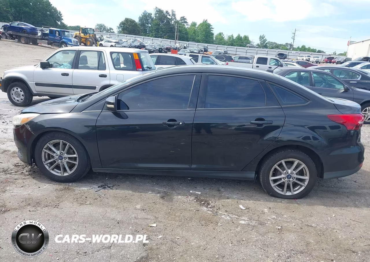 2015 Ford Focus Se VIN:1FADP3F27FL296347 - 14