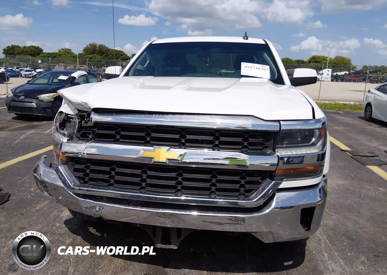 2018 Chevrolet Silverado 1500 1Lt VIN:1GCRCREC3JZ179136 - 12