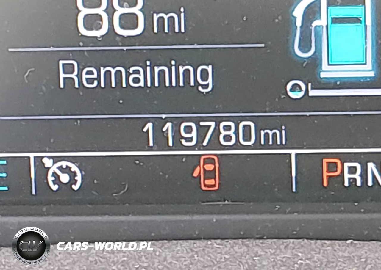 2018 Chevrolet Silverado 1500 1Lt VIN:1GCRCREC3JZ179136 - 15