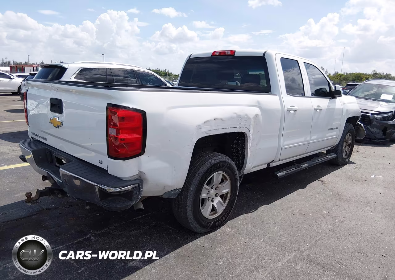 2018 Chevrolet Silverado 1500 1Lt VIN:1GCRCREC3JZ179136 - 4