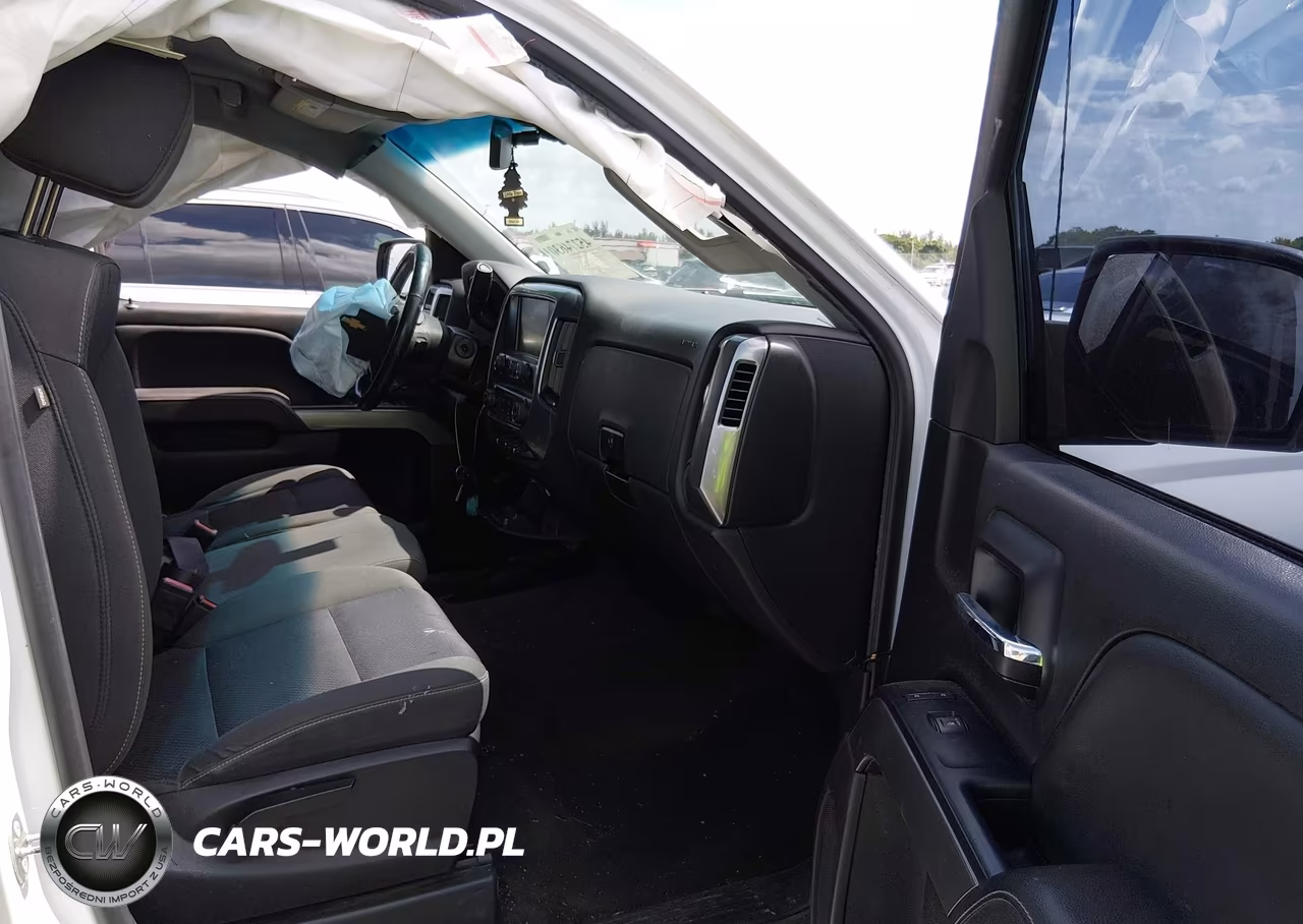 2018 Chevrolet Silverado 1500 1Lt VIN:1GCRCREC3JZ179136 - 5