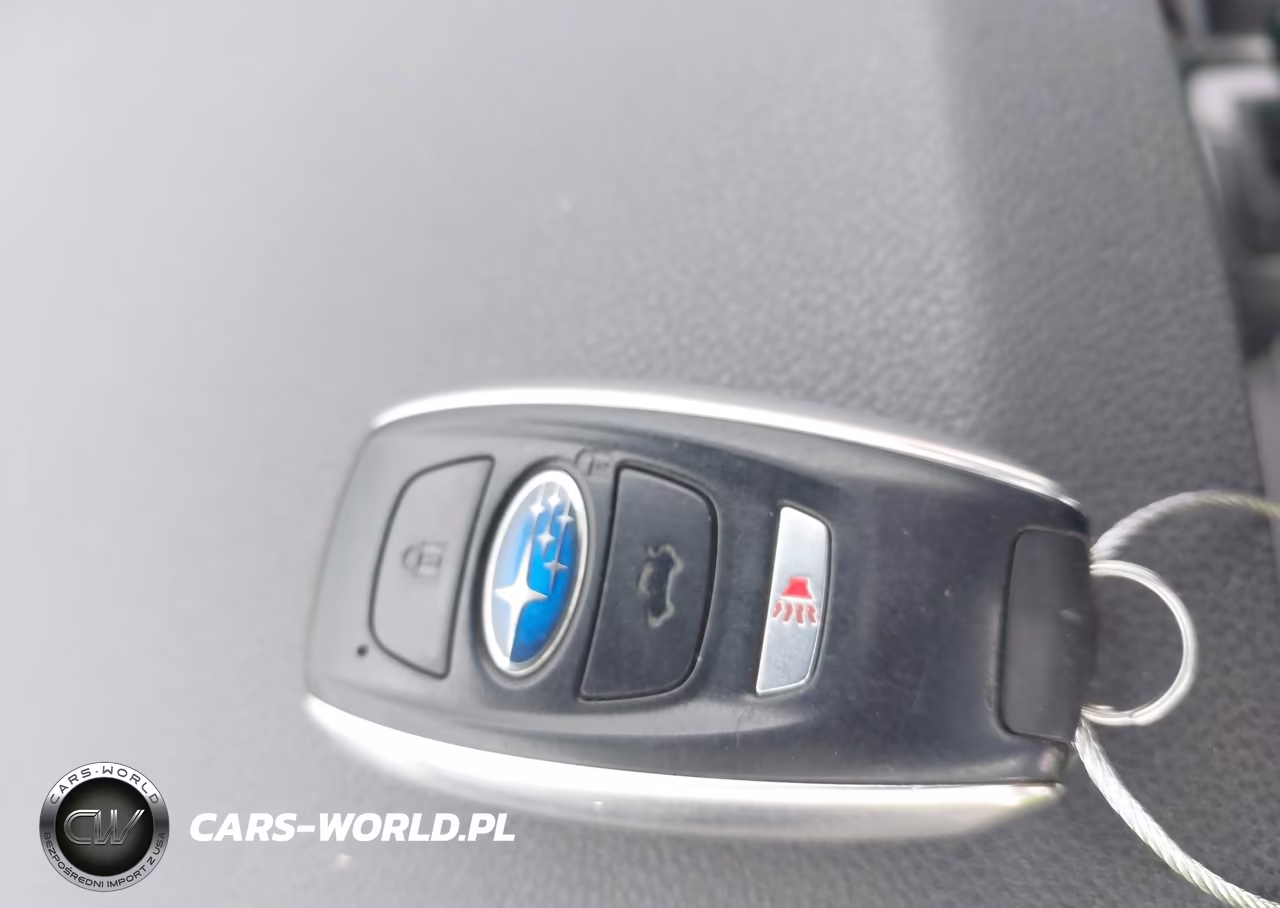 2019 Subaru Forester Touring VIN:JF2SKAWC8KH412313 - 11