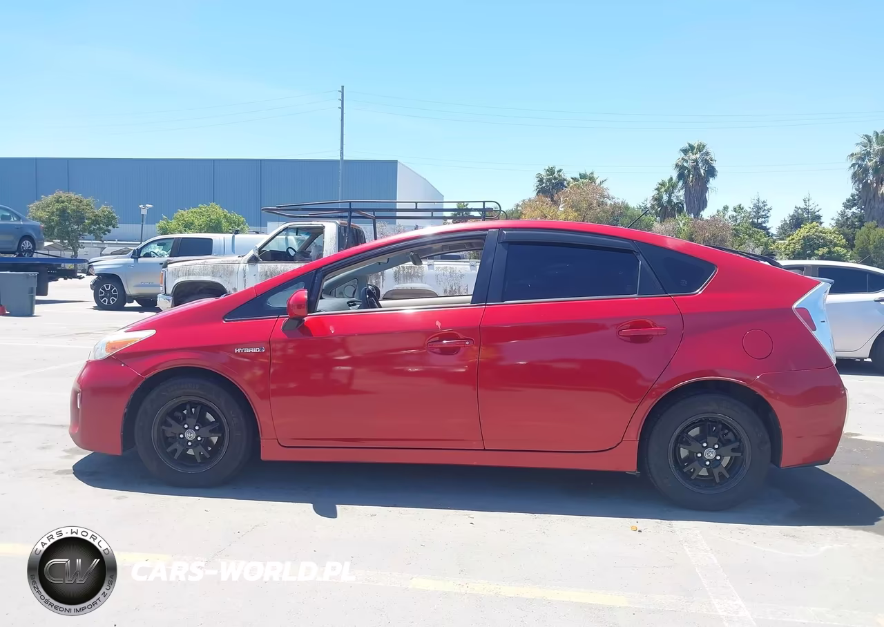 2014 Toyota Prius Three VIN:JTDKN3DU1E0371331 - 14
