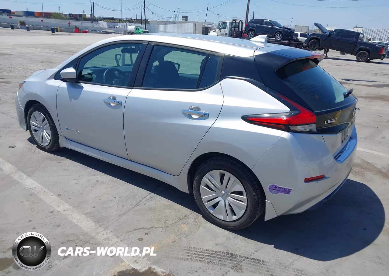 2018 Nissan Leaf S VIN:1N4AZ1CP9JC316284 - 3