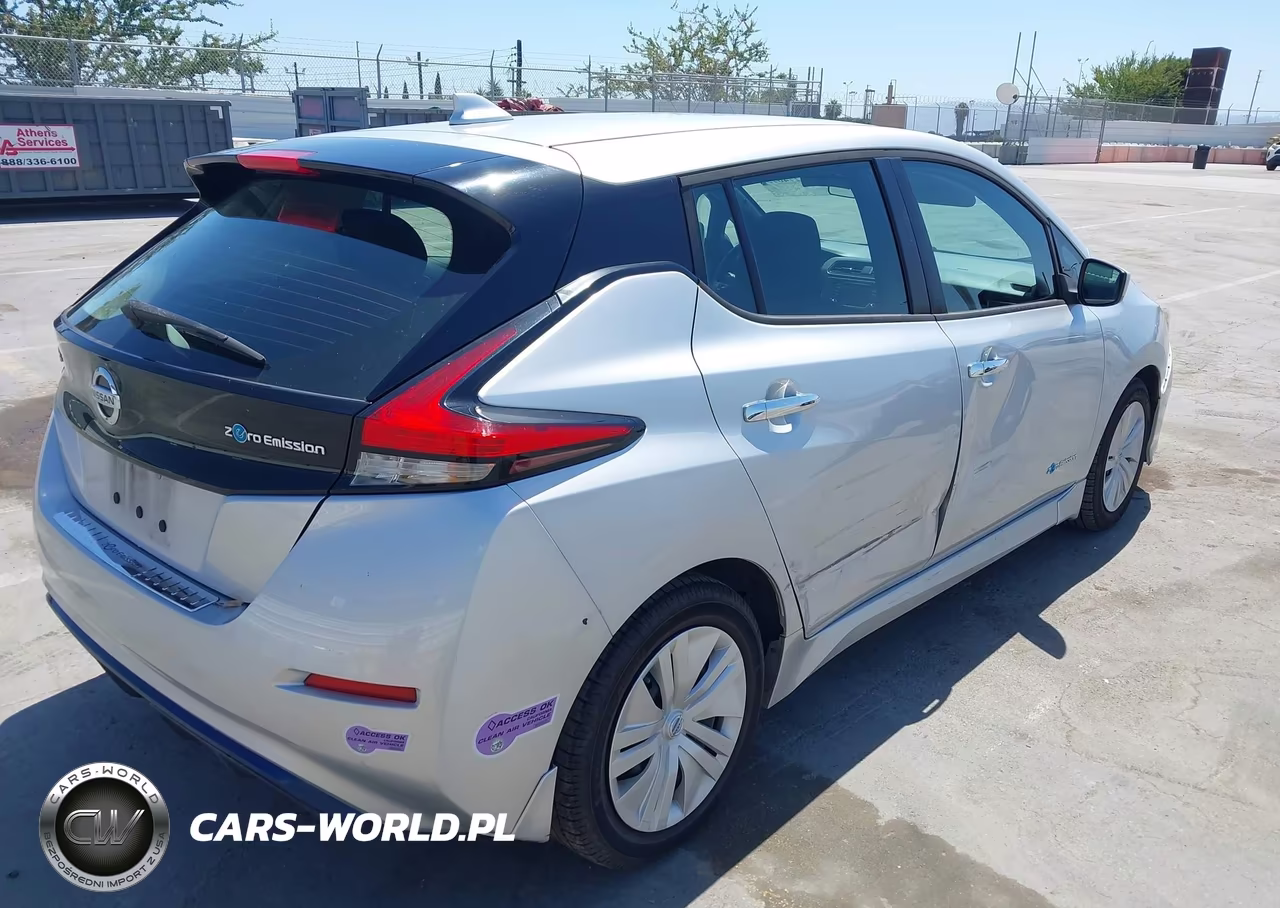 2018 Nissan Leaf S VIN:1N4AZ1CP9JC316284 - 4