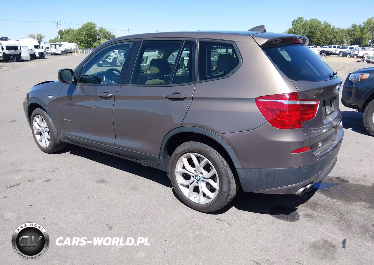 2012 BMW X3 xDrive35I VIN:5UXWX7C51CL736307 - 3