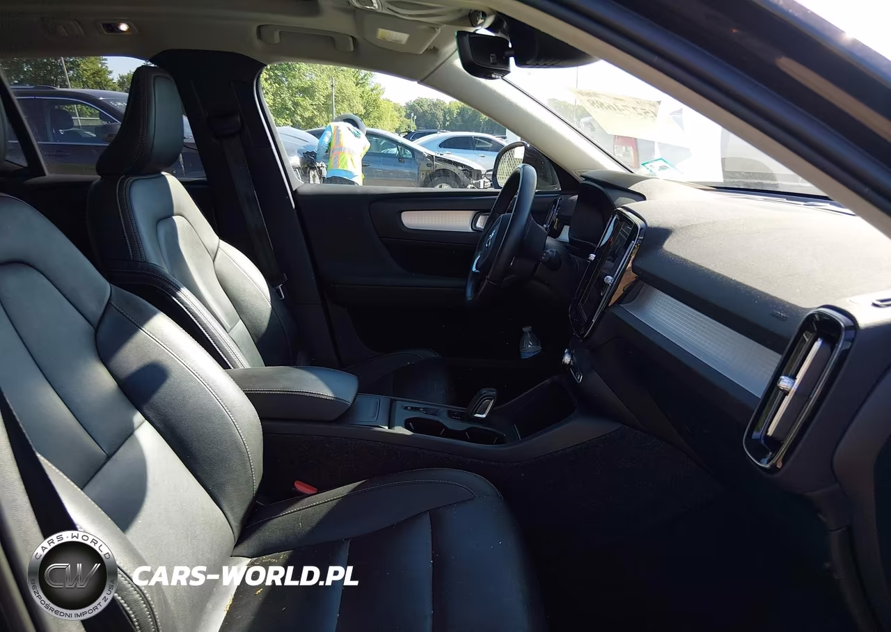2020 Volvo Xc40 T5 Momentum VIN:YV4162UKXL2256212 - 5