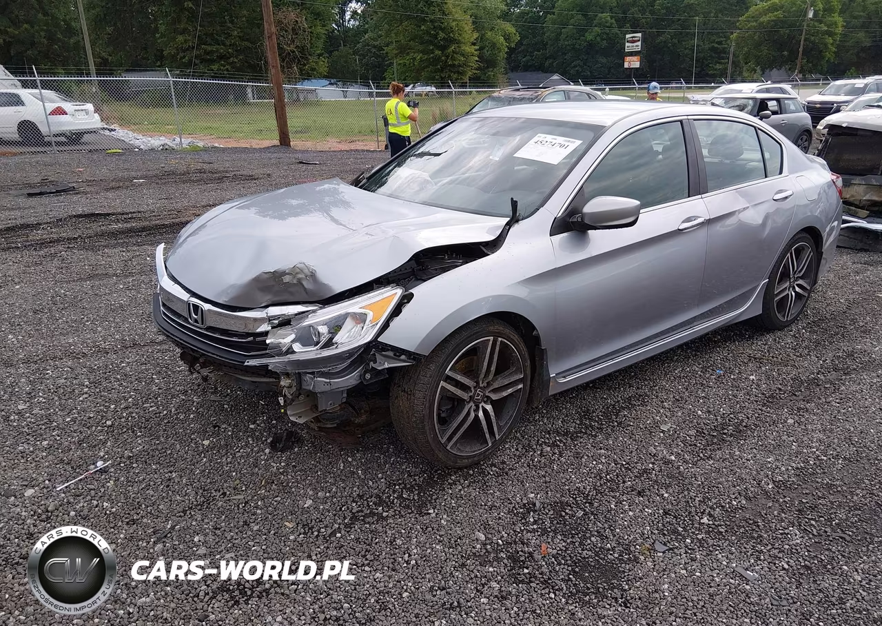 2017 Honda Accord Sport VIN:1HGCR2F5XHA106741 - 2