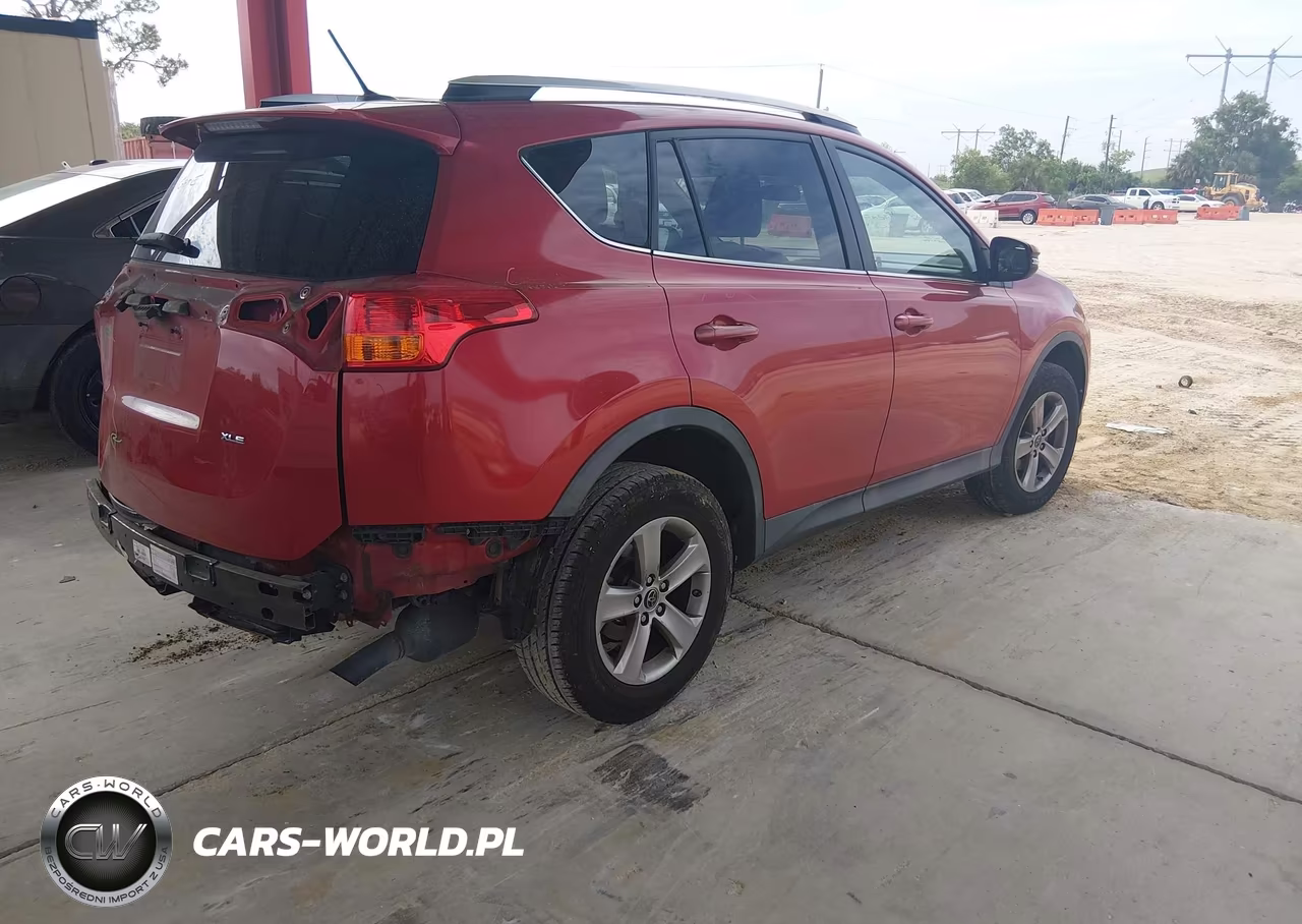 2015 Toyota Rav4 Xle VIN:2T3WFREV9FW160013 - 4