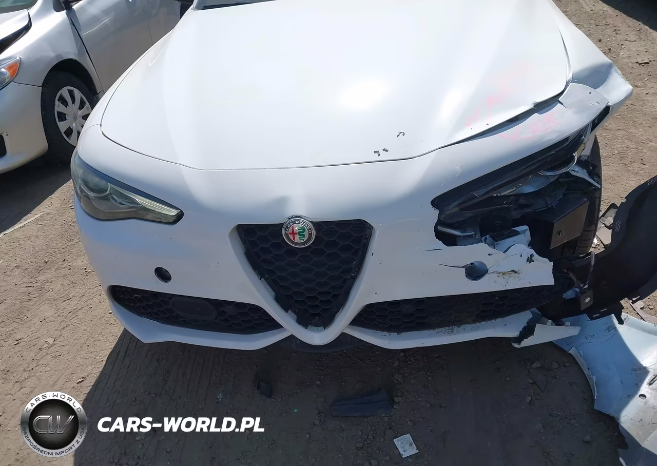 2020 Alfa Romeo Giulia Ti Sport Awd VIN:ZARFANBNXL7636424 - 12
