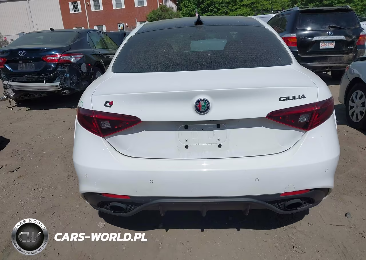 2020 Alfa Romeo Giulia Ti Sport Awd VIN:ZARFANBNXL7636424 - 16
