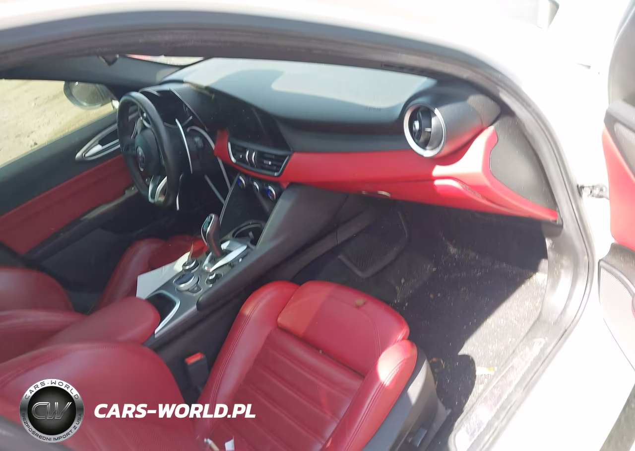 2020 Alfa Romeo Giulia Ti Sport Awd VIN:ZARFANBNXL7636424 - 5