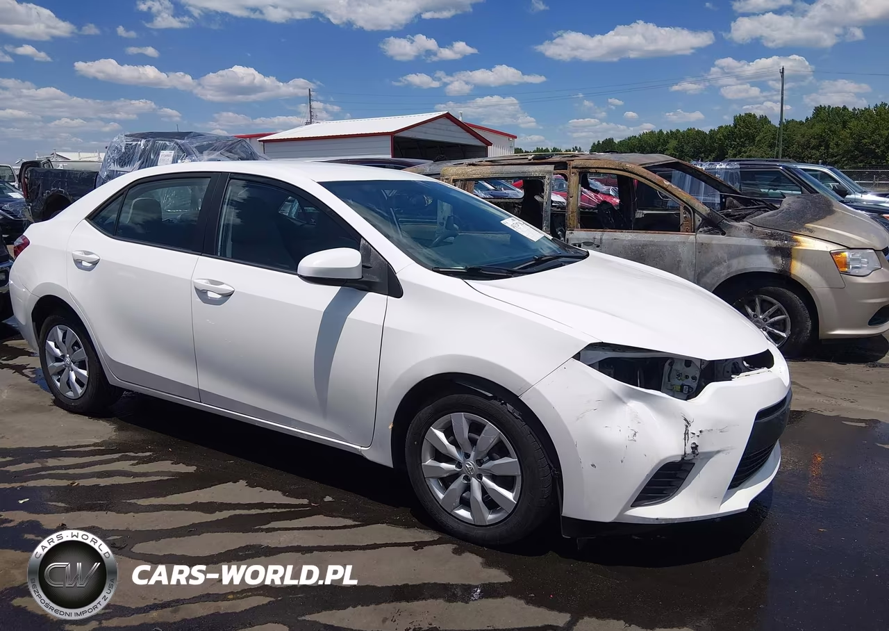 2015 Toyota Corolla Le – zdjęcie 1 z 17