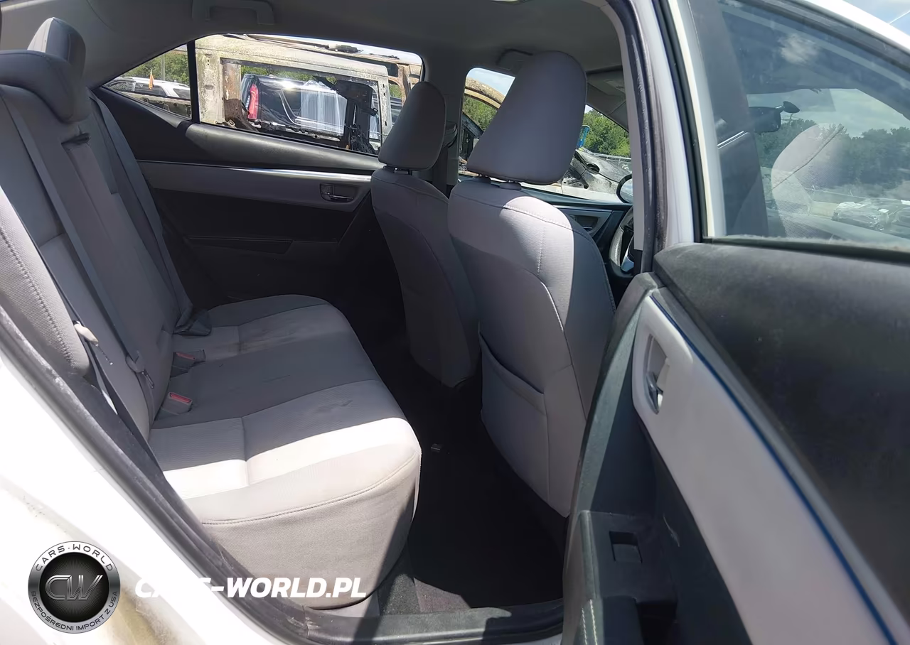 2015 Toyota Corolla Le VIN:5YFBURHE9FP223847 - 8