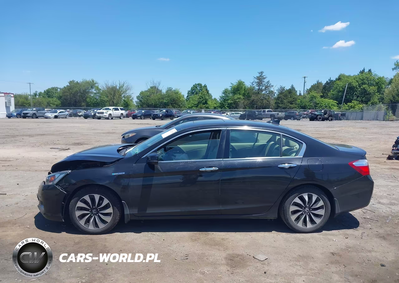 2015 Honda Accord Hybrid Ex-L VIN:1HGCR6F57FA000705 - 14