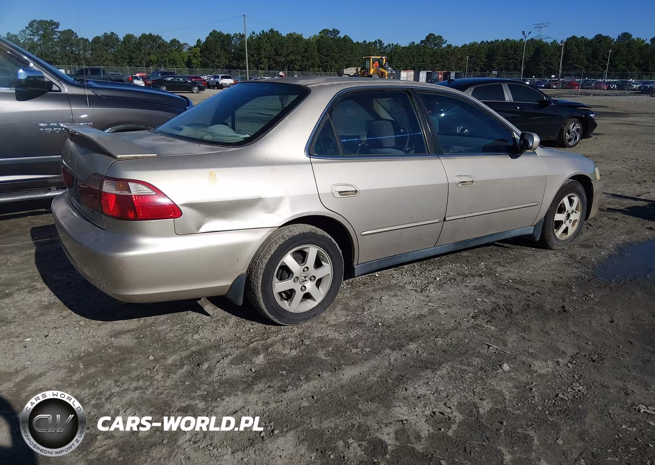 2000 Honda Accord 2.3 Se VIN:1HGCG669XYA071036 - 4