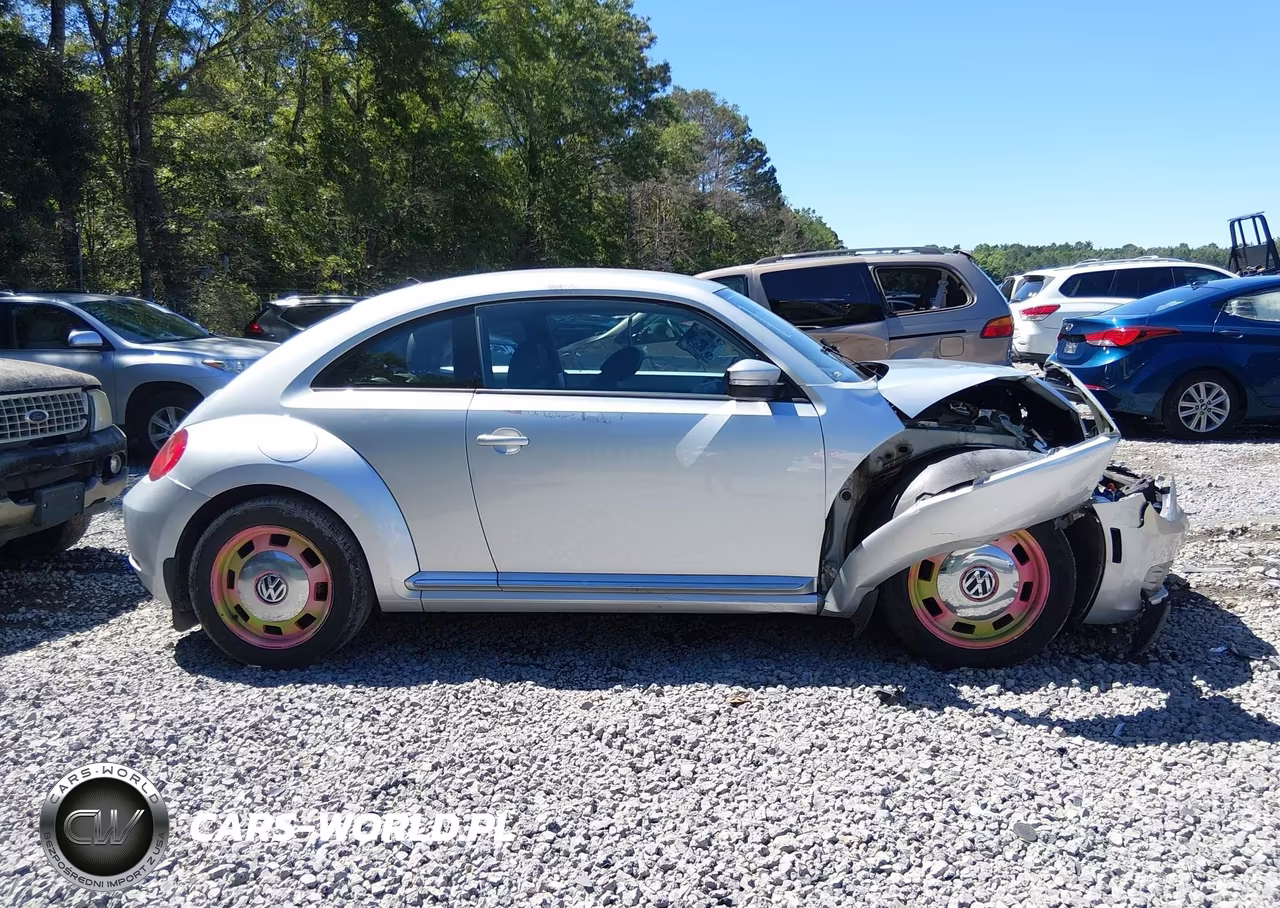 2015 Volkswagen Beetle 1.8T VIN:3VWJ07AT1FM617304 - 14