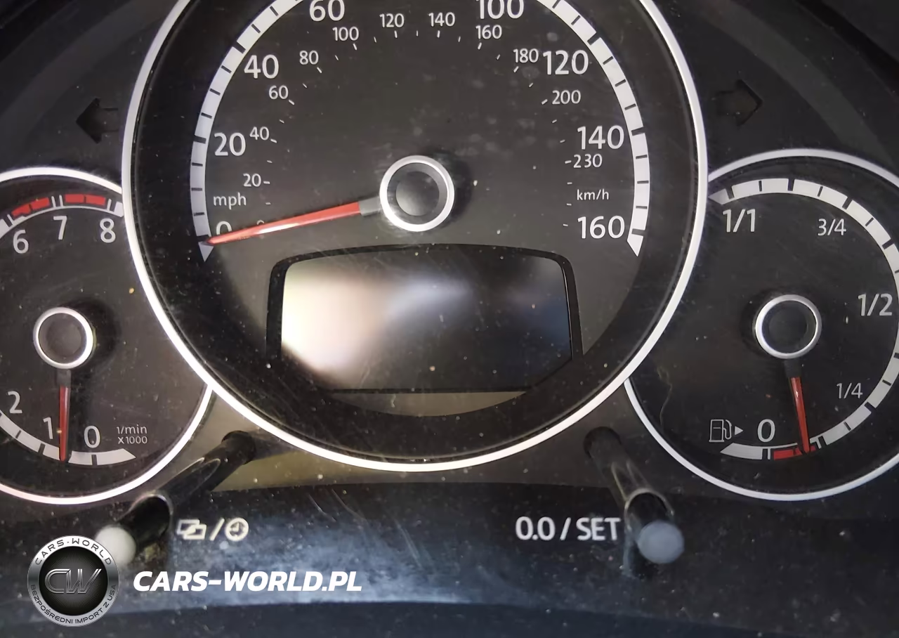 2015 Volkswagen Beetle 1.8T VIN:3VWJ07AT1FM617304 - 16