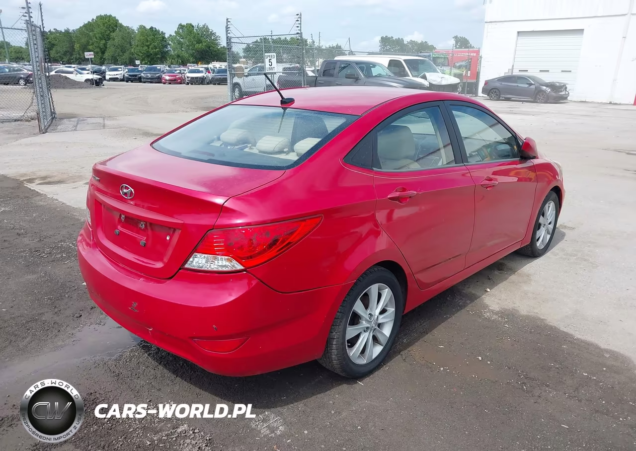 2012 Hyundai Accent Gls VIN:KMHCU4AE5CU080052 - 4